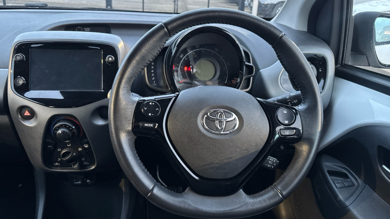 Toyota Aygo 1.0 VVT-i X-Play TSS 5dr Petrol Hatchback